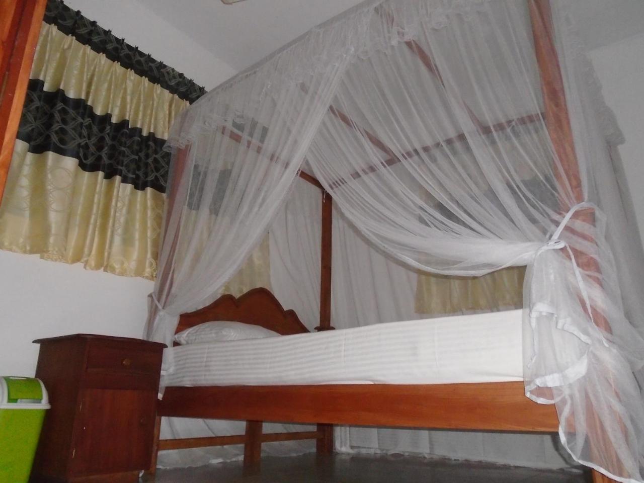 Ceylon Hostel-Galle Unawatuna Dış mekan fotoğraf